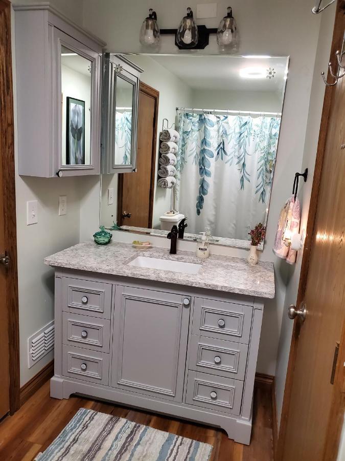Hampton House Daire Clinton Township Dış mekan fotoğraf