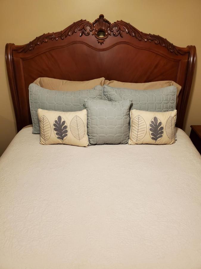 Hampton House Daire Clinton Township Dış mekan fotoğraf